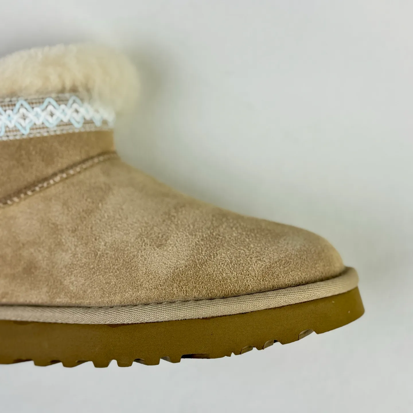 Local 💰560 Guangzhou top version ❗UGG Classic Novelty cow split leather fashionable round toe snow boots women’s style arrived